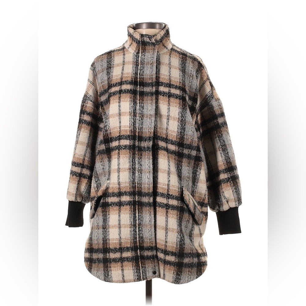 BB Dakota Plaid Fall/Winter Coat